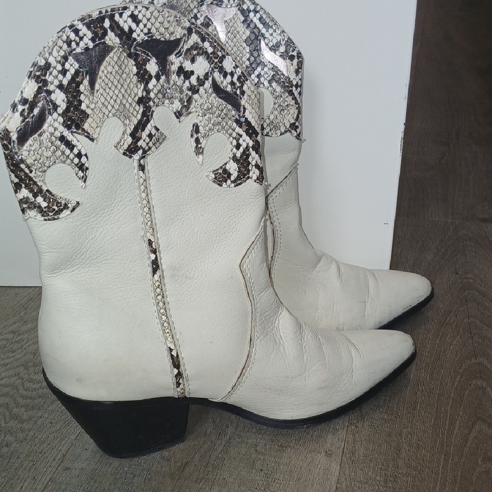 Women's White and Snake Print Western Boots